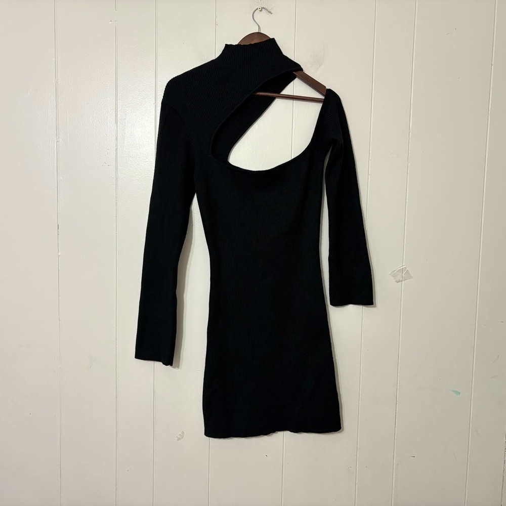 Pretty Lavish Lillian Cut Out Mini Knit Dress Black Sz L Chic Modern Statement - Picture 2 of 10